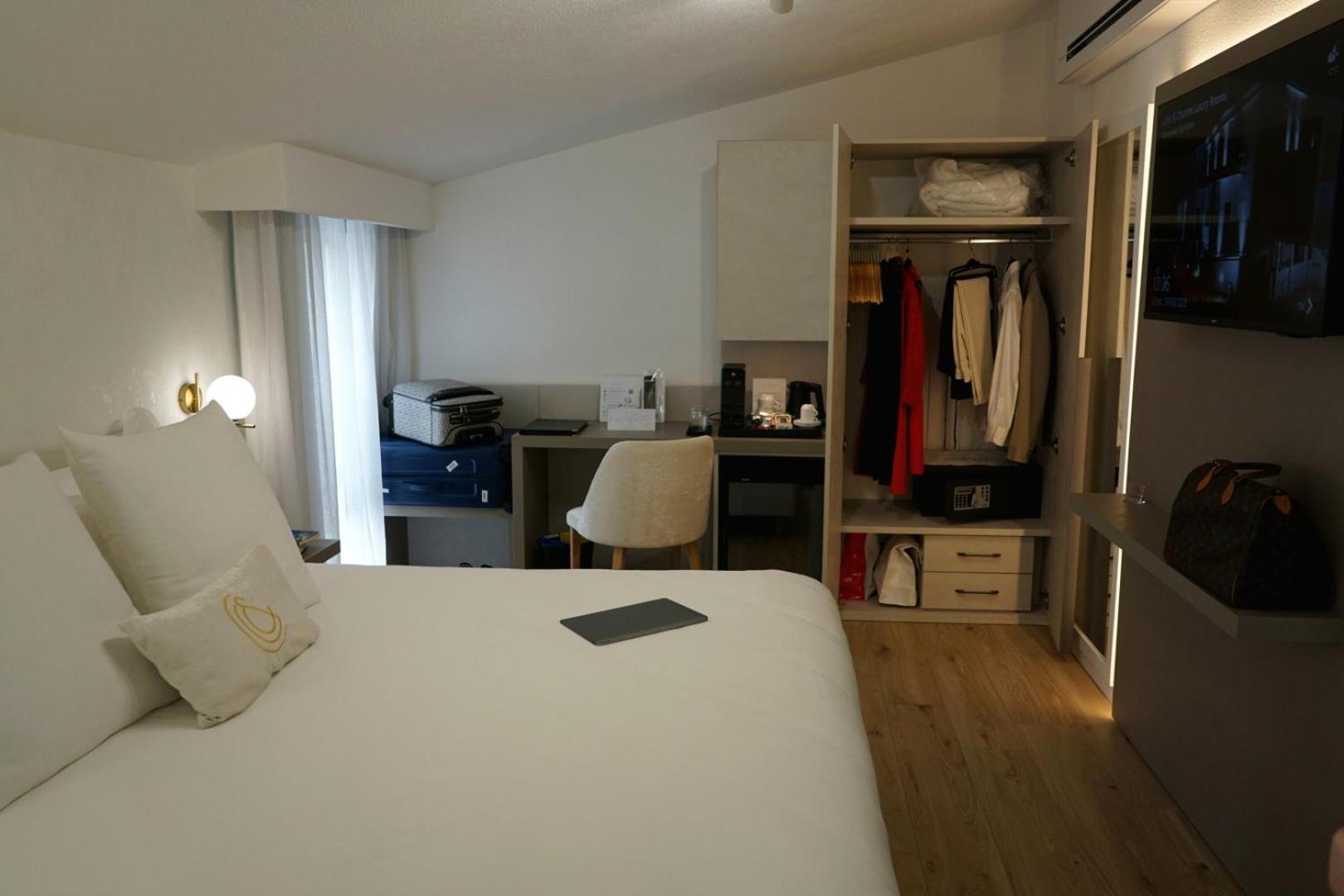 Chic & Charme Luxury Rooms Ольбія Екстер'єр фото
