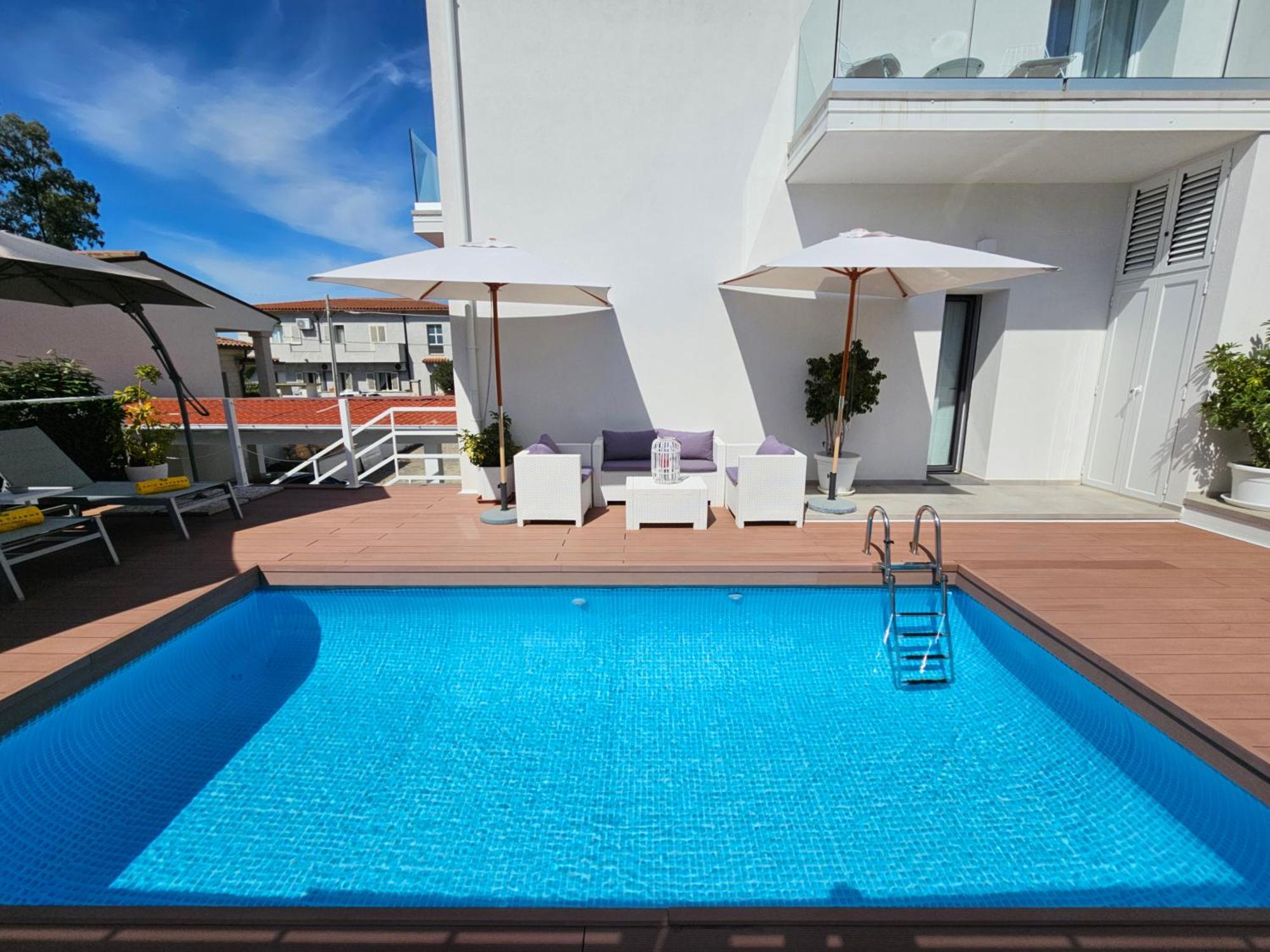 Chic & Charme Luxury Rooms Ольбія Екстер'єр фото